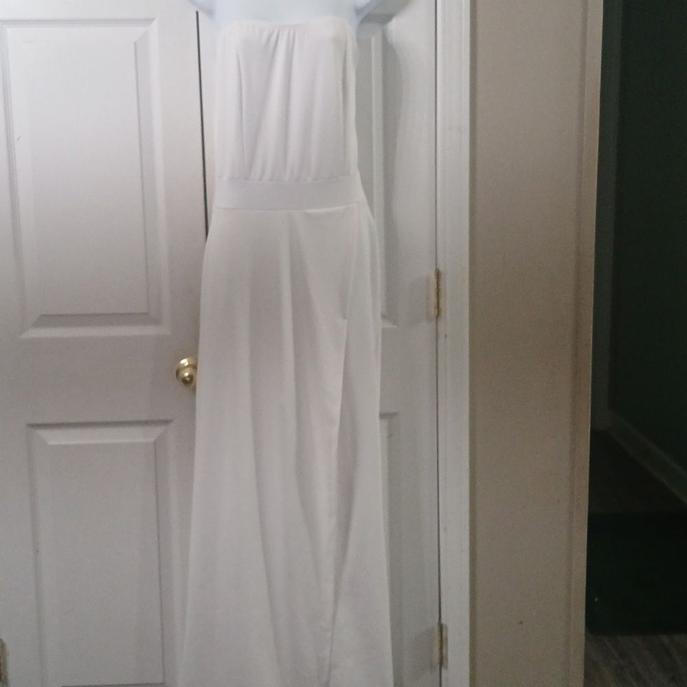 White sleeveless sexy jumpsuit bodysuit  Sz L EUC